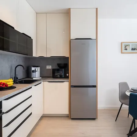 Elvin With Sea View アパート *