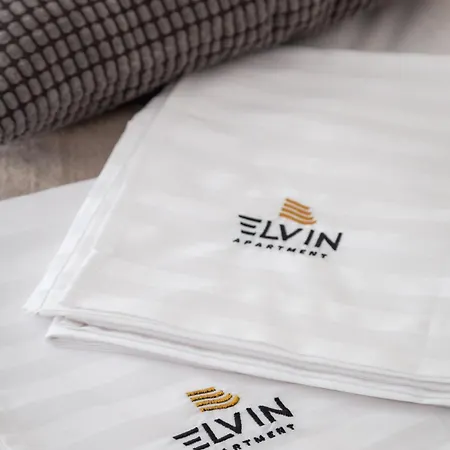 Elvin With Sea View アパート *