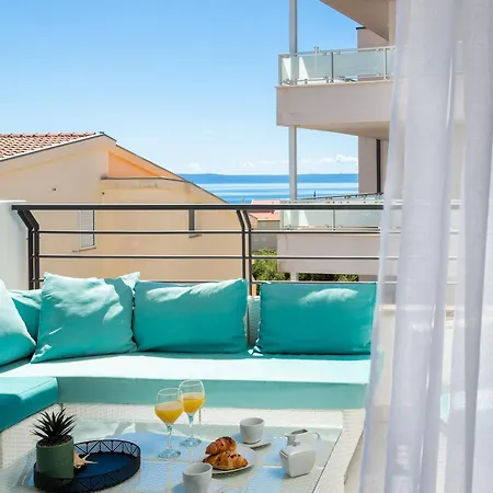 Elvin With Sea View * プロマイナ